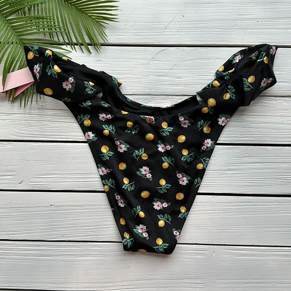 NWT Victorias Secret Swim Cheeky Bikini Bottom Ruffle Accent Lemons size M - Picture 5 of 5